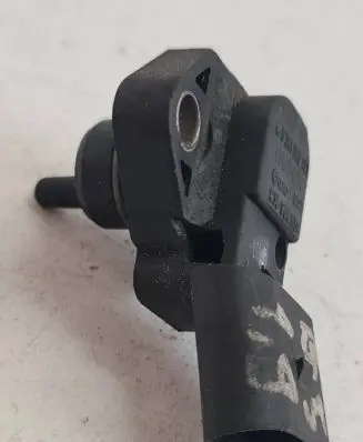 Volkswagen PASSAT B5 Air pressure sensor 038906051 0281002177 PA66GF30