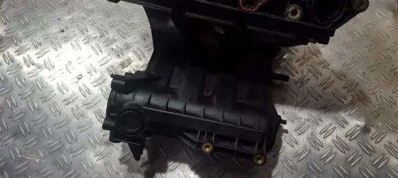 Mercedes-Benz A W168 Intake manifold