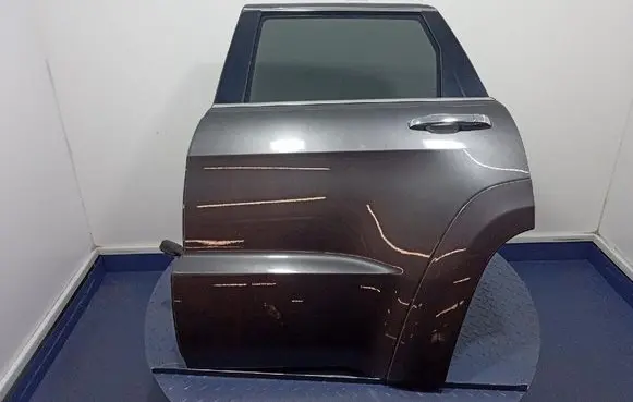 Rear door