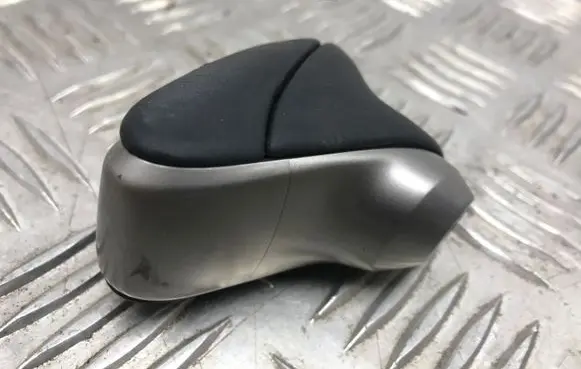 Lexus CT 200H Gear lever shifter trim leather/knob