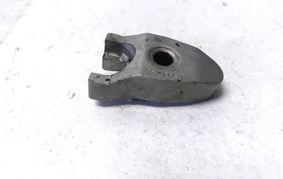 Audi A7 S7 4G Fuel Injector clamp holder 059216J