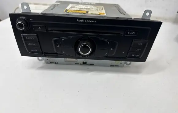 Audi Q5 SQ5 8R Radio/CD/DVD/GPS head unit 8T2035186P CQJA1971G