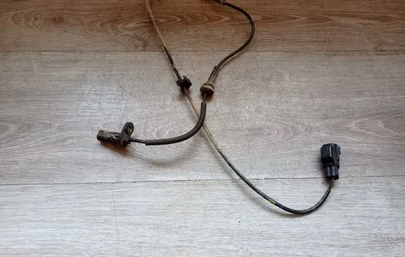 Volvo XC90 ABS brake wheel speed sensor 10071161773 30682479