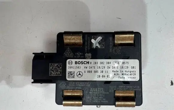 Mercedes-Benz C W205 Distronic sensor radar 0203302308 39R11583 A0009053011