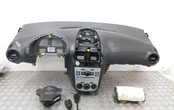 Opel Corsa D Dashboard