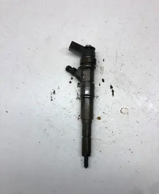 BMW 3 E90 E91 Fuel injector 7794435 0445110209