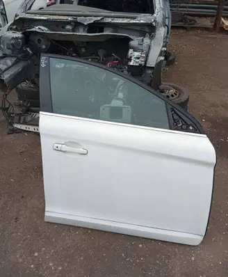 Volvo XC60 Front door