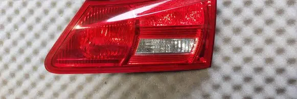 Lexus IS 220D-250-350 Tailgate rear/tail lights