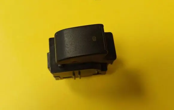 Toyota Corolla Verso AR10 Electric window control switch 84810-0F010 848100F010