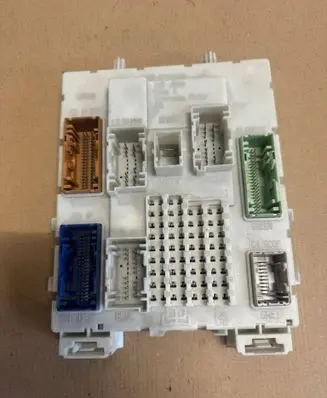 Ford Focus Comfort/convenience module F1DT14A073EF 7040211125 58KD16F05
