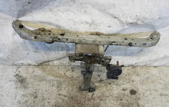 Nissan Pulsar Radiator support slam panel