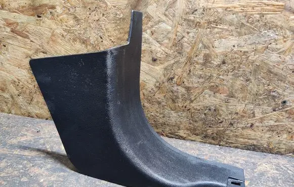 Chrysler 200 (D) pillar trim (bottom) 1SL40TRMAB