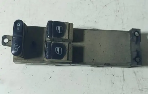 Volkswagen PASSAT B5 Electric window control switch 1J3959857B