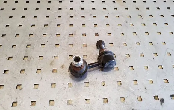 Other rear suspension part