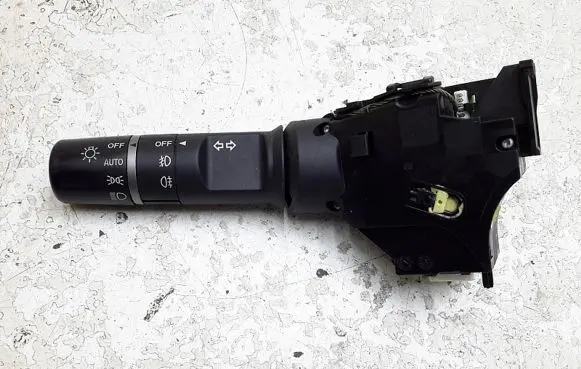 Mazda 6 Light switch df7566122