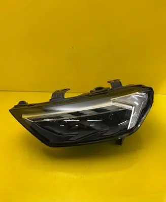 Audi A1 Headlight/headlamp 82A941033D