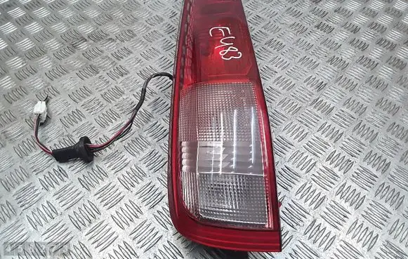 Nissan X-Trail T30 Rear/tail lights