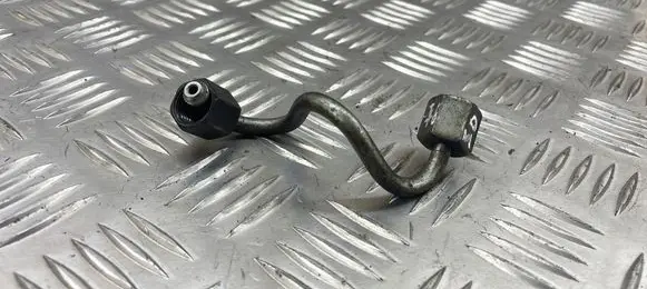 Honda CR-V Fuel injector supply line/pipe 