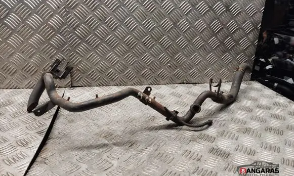 Engine coolant pipe/hose
