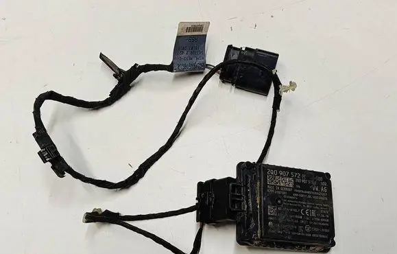 Audi Q2 - Distronic sensor radar 2Q0907572M 81A971085B 2Q0907572B