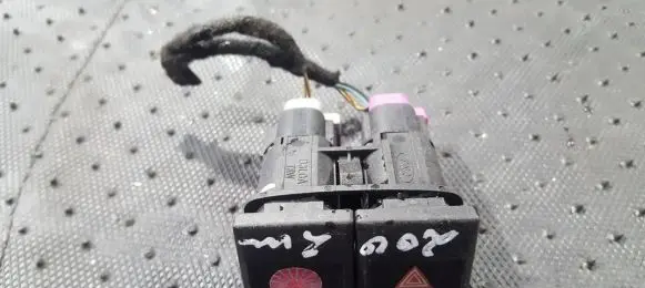 Hazard light switch
