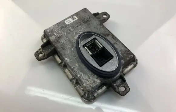 BMW 5 F10 F11 Xenon control unit/module 7296090