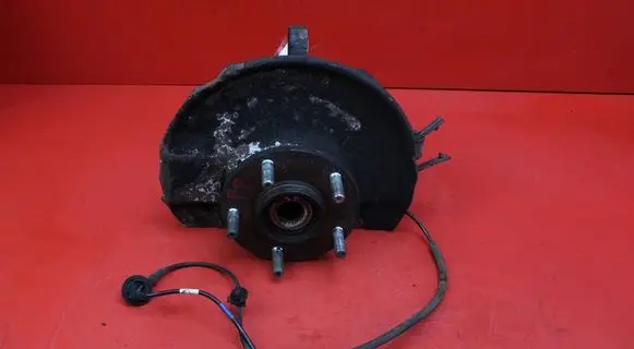 Front wheel hub spindle knuckle