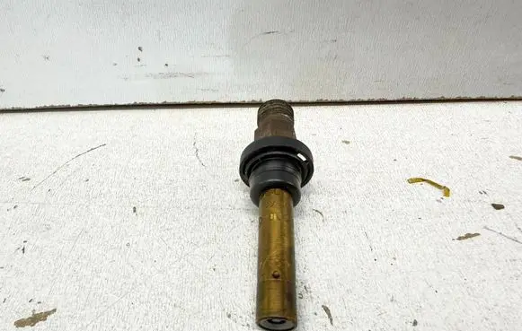 Mercedes-Benz E W124 Fuel injector A0000785623 0000785623 BOSCH