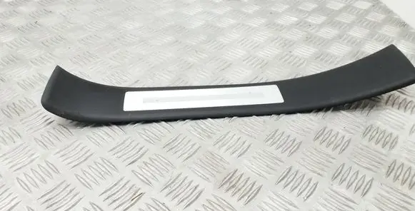 Seat Exeo (3R) Rear sill trim cover 8E0853375P
