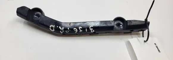 Nissan Leaf I (ZE0) Front bumper mounting bracket 622243NF0A