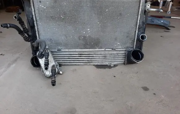 BMW 3 E90 E91 Radiator set 17107524912 11074810 7789797