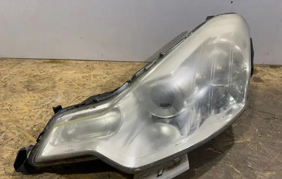 Citroen C-Crosser Headlight/headlamp