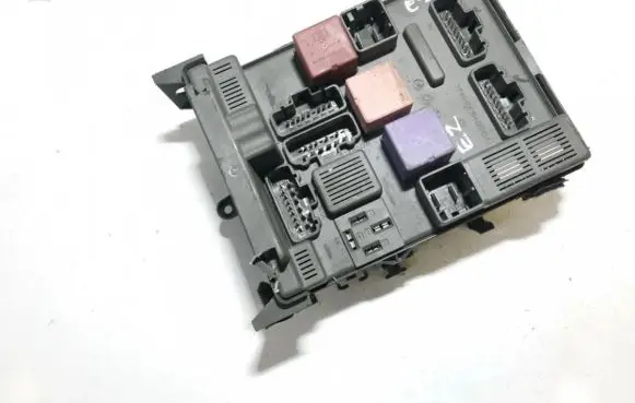 Renault Laguna II Comfort/convenience module 51883103