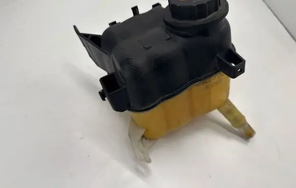 Ford Explorer V Coolant expansion tank/reservoir AG138A080AE AG1Z8A080S 8G1Z8A080A