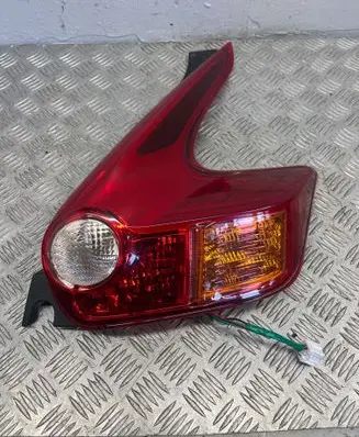 Nissan Juke I F15 Rear/tail lights 