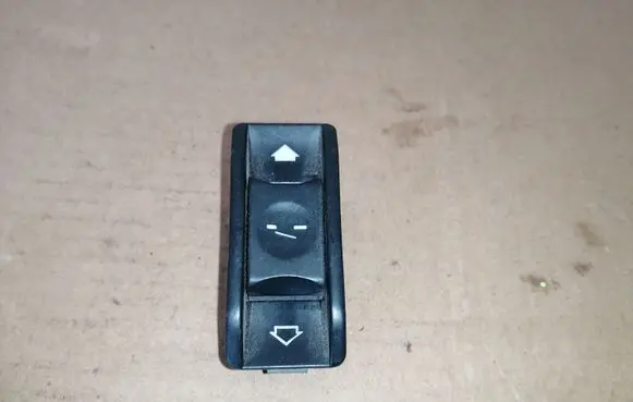 BMW 3 E46 Sunroof switch 03015000