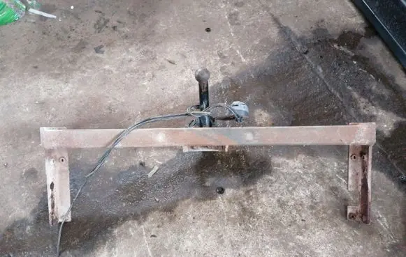Mitsubishi Galant Tow bar set 