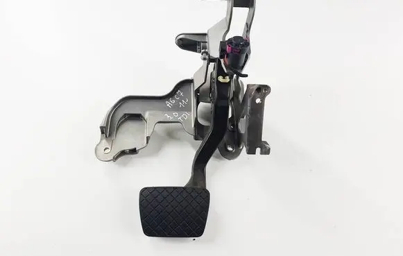 Audi A6 C7 Brake pedal 4G1723117-c7 4g1723117