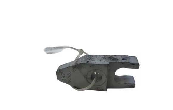 Opel Astra K Fuel Injector clamp holder