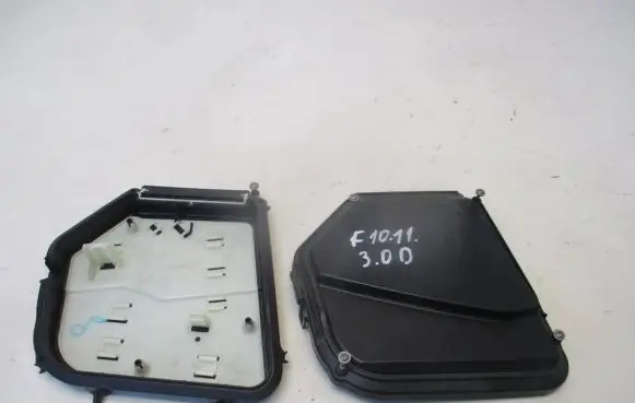 BMW 5 F10 F11 Fuse box cover