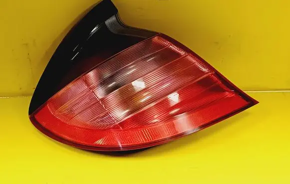 Mercedes-Benz C W203 Rear/tail lights A2038200564