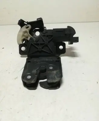 Audi A6 S6 C6 4F Tailgate/trunk/boot lock/catch/latch 8P4827505C