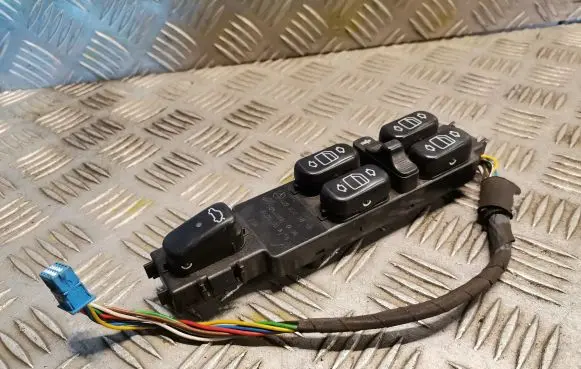 Mercedes-Benz S W220 Electric window control switch 2208201010