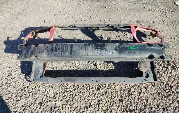Chevrolet Lacetti Radiator support slam panel