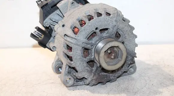 Peugeot 308 Generator/alternator 9815455980