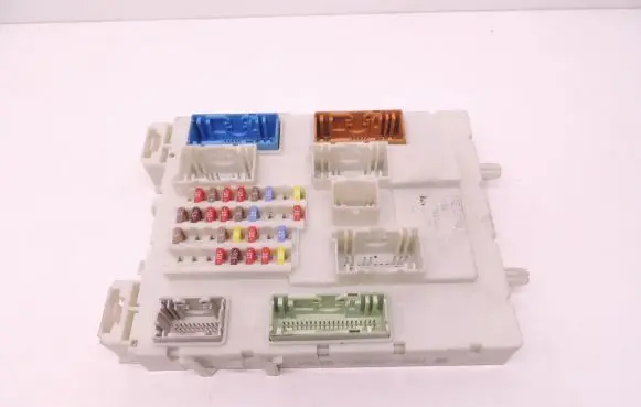 Volvo V40 Fuse module 31394136 D239