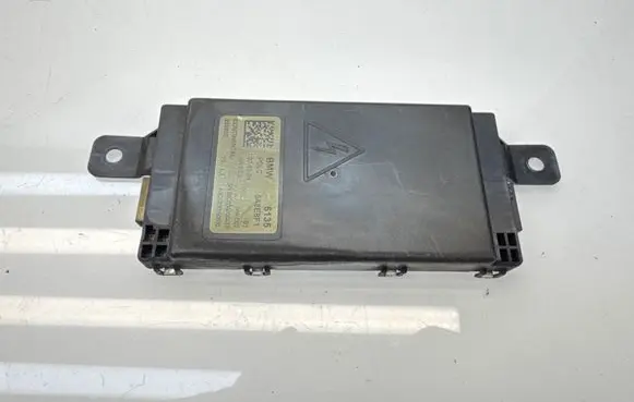 BMW iX Sunroof control unit/module 5A8E8F1 229805 24C034000433