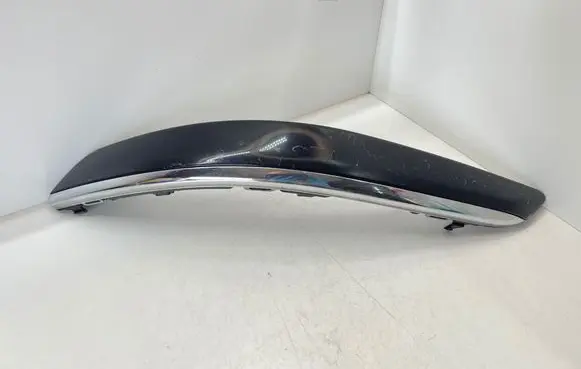 Volkswagen Touran I Front bumper splitter molding 1T0807655 1T0807717A