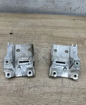 BMW 5 GT F07 Radiator mount bracket 718651309 7211161 7207151