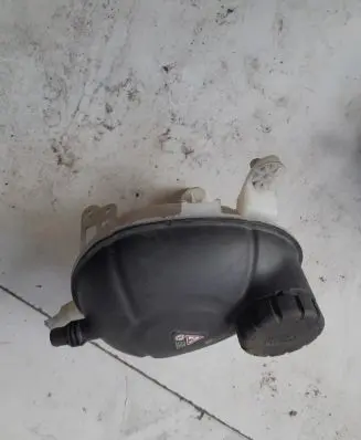 Mercedes-Benz E W213 Coolant expansion tank/reservoir